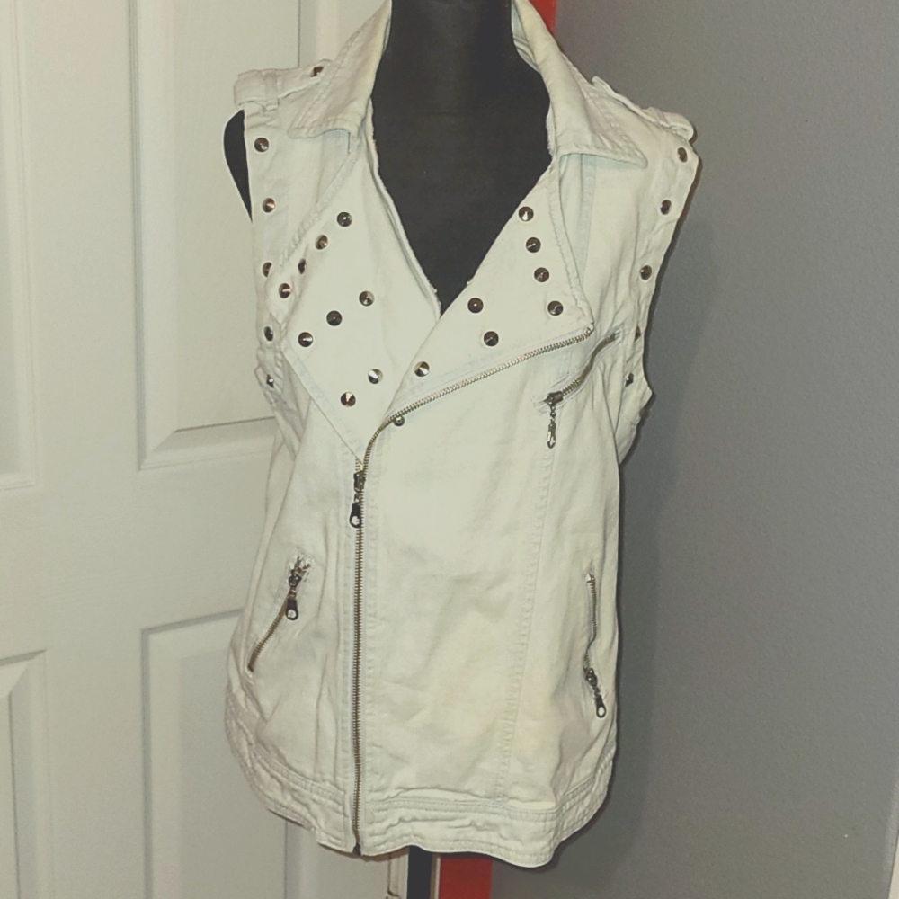 Light blue jean stoned washed studded vest, Forever 21, Size Medium